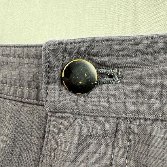 Lululemon ABC‎ Classic Fit Golf Shorts 9" Inseam Mens 40 - Picture 7 of 9